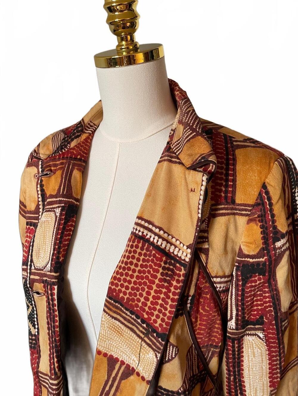 Harve Benard petite cropped patterned blazer in tan rust and brown - Picture 4 of 6